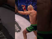 What a FLYING KNEE!  By Fabian Edwards #shorts #bellator299
